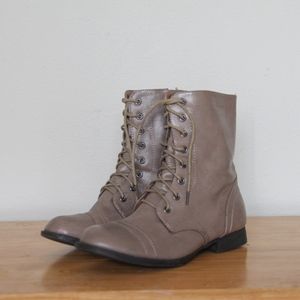 Women’s Boots